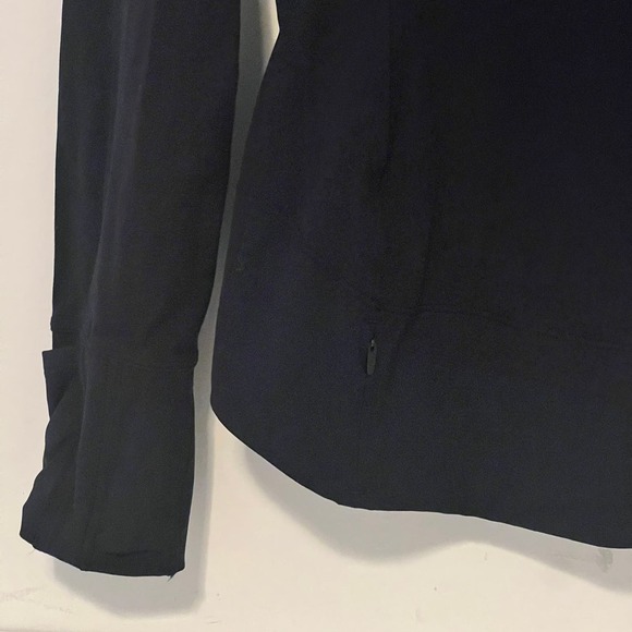 Lululemon Run 1/2 Zip Reflective Long Sleeve Black size 4 NWOT - Picture 10 of 12